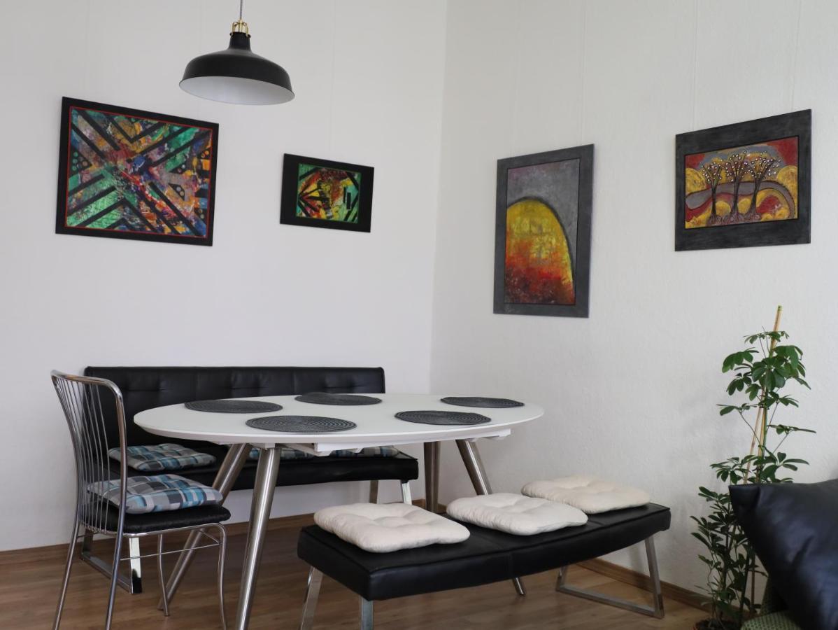 קמניץ Ferienwohnungen In Der Kunstgalerie Charlie Und Jenny מראה חיצוני תמונה